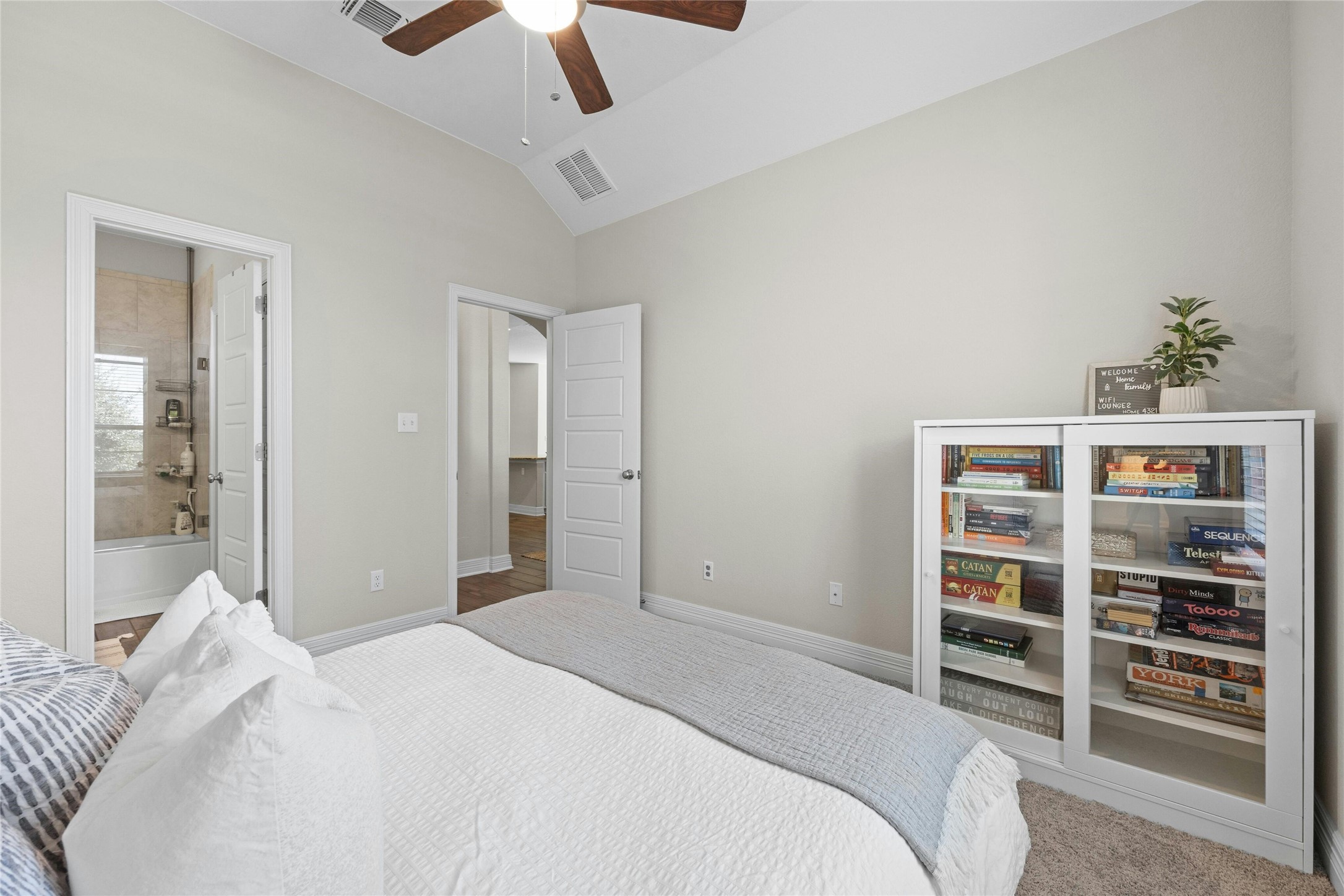 2812 Rabbit Creek Drive Georgetown, TX 78626 - Photo 14 of 35