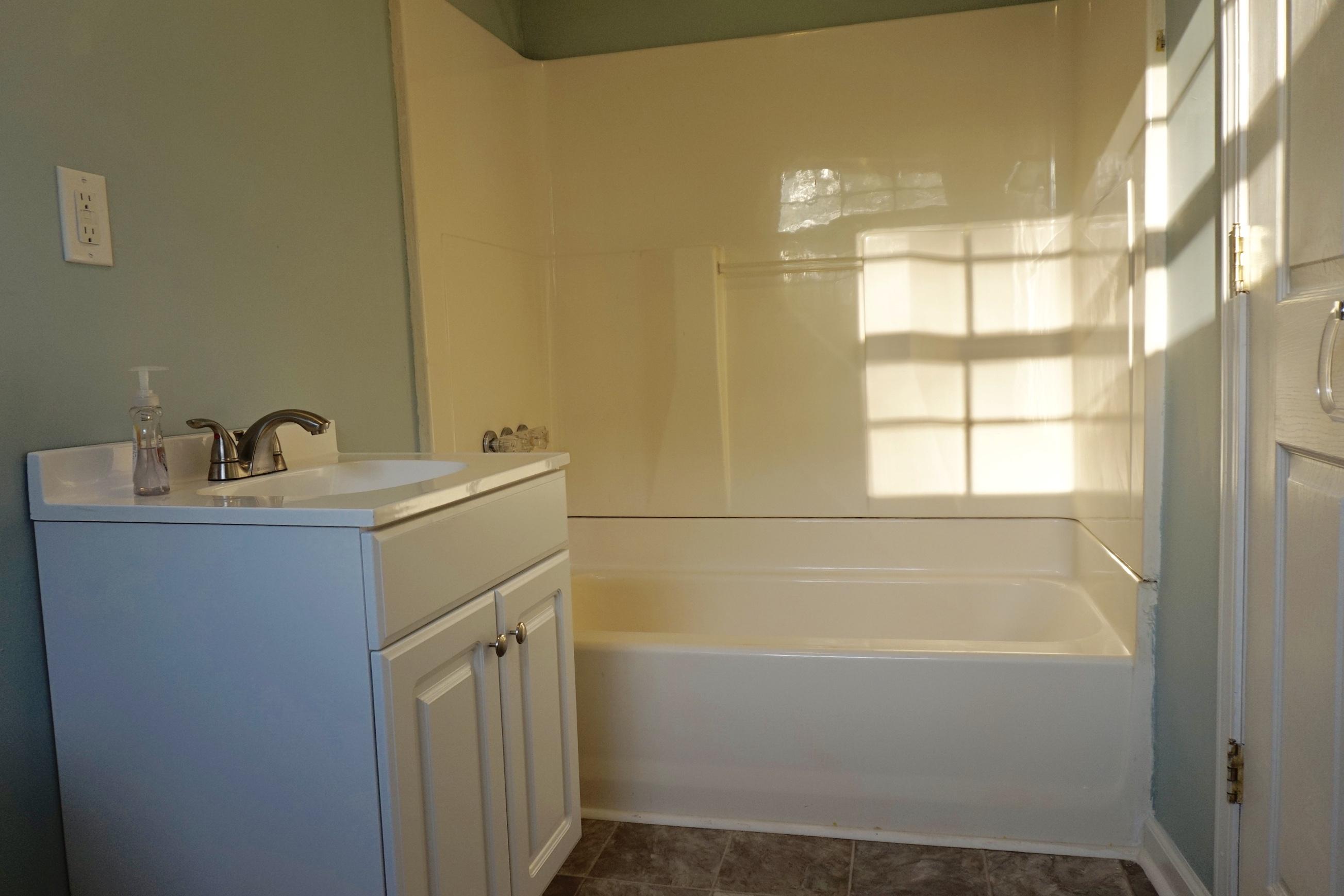 184 Target Road Holly Hill, SC 29059 - Photo 17 of 22 Master Bath