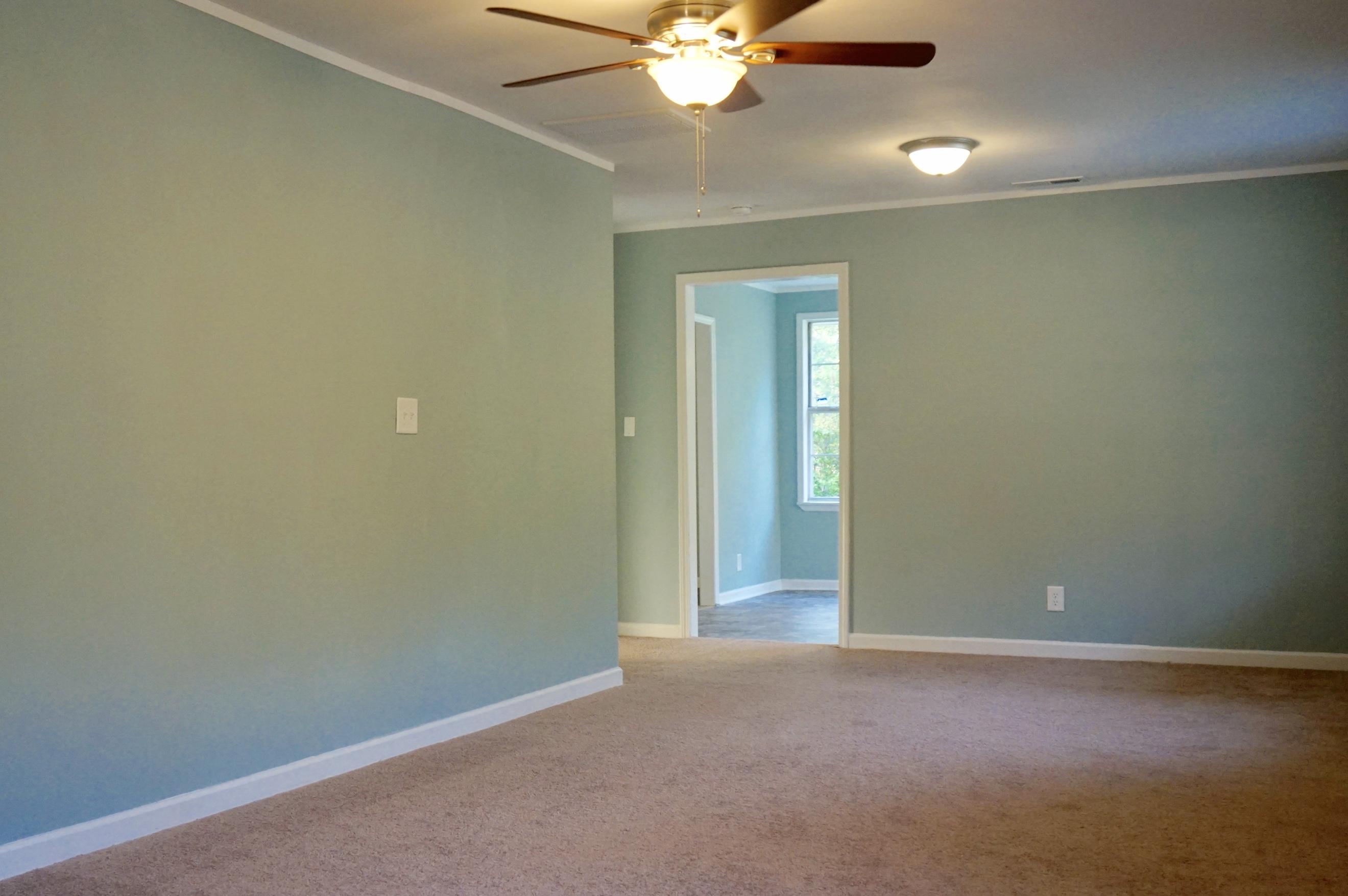 184 Target Road Holly Hill, SC 29059 - Photo 7 of 22 Family Room
