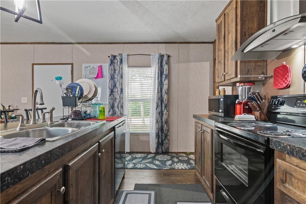 130 Walker Ferry Road Pollock, LA 71467 - Photo 16 of 23 Gallery Image 16