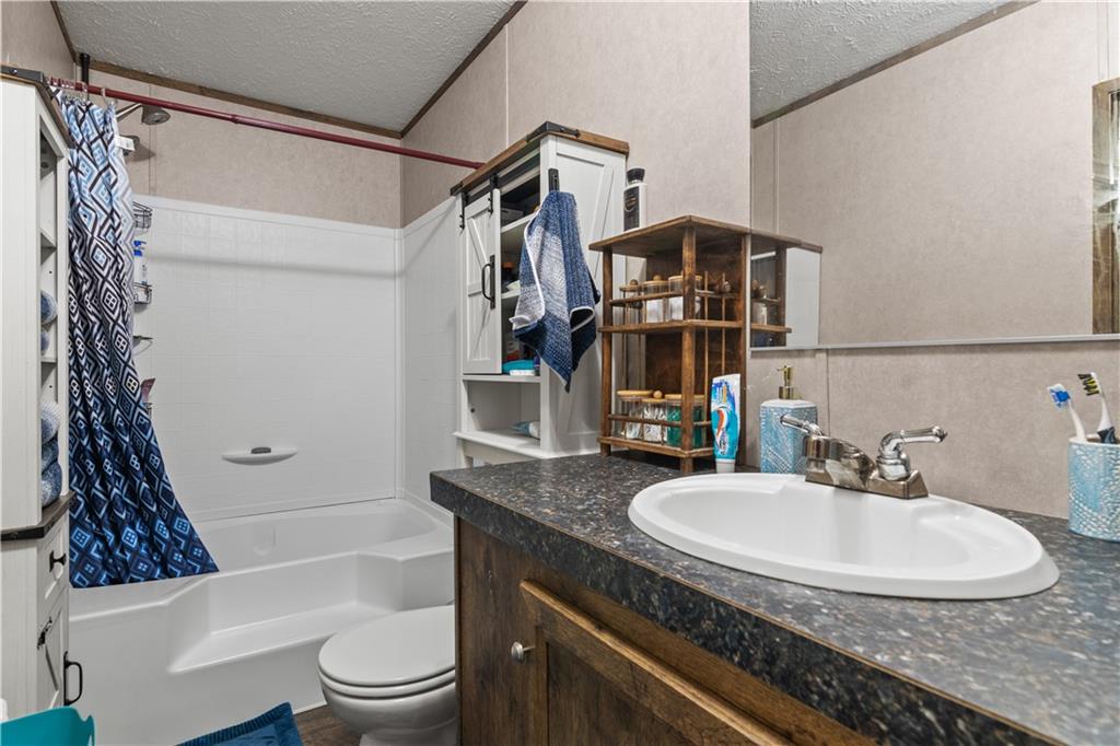 130 Walker Ferry Road Pollock, LA 71467 - Photo 9 of 23 Gallery Image 9