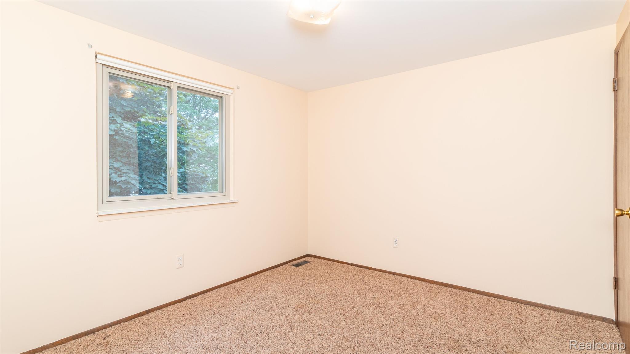 45729 Drexel Road Canton, MI 48187 - Photo 45 of 55 Gallery Image 45