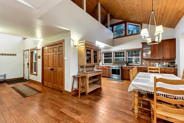 $1,399,000 | 3582 Mackedie Way, South Lake Tahoe, CA 96150