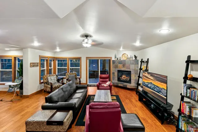 $1,399,000 | 3582 Mackedie Way, South Lake Tahoe, CA 96150