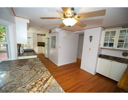 190 Parish Road Needham, MA 02494 - Photo 3 of 18