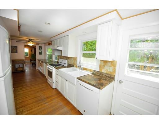 190 Parish Road Needham, MA 02494 - Photo 5 of 18