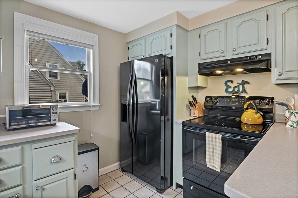 11 Leggs Hill Road Marblehead, MA 01945 - Photo 19 of 37 Gallery Image 19