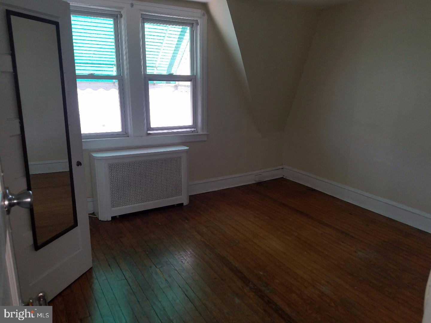 540 Hampden Road Upper Darby, PA 19082 - Photo 8 of 8 Bedroom