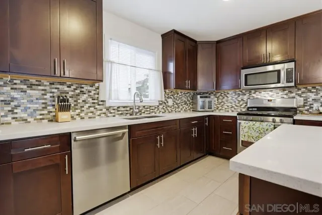 $949,000 | 14127 Tobiasson Road, Poway, CA 92064