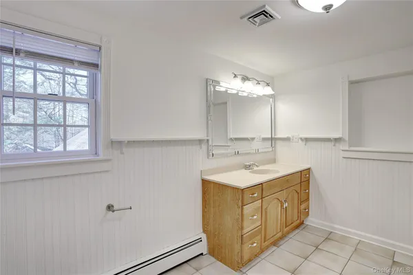 $999,000 | 21 Mile Road, Suffern, NY 10901