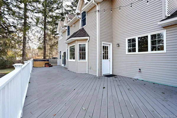 $999,000 | 21 Mile Road, Suffern, NY 10901