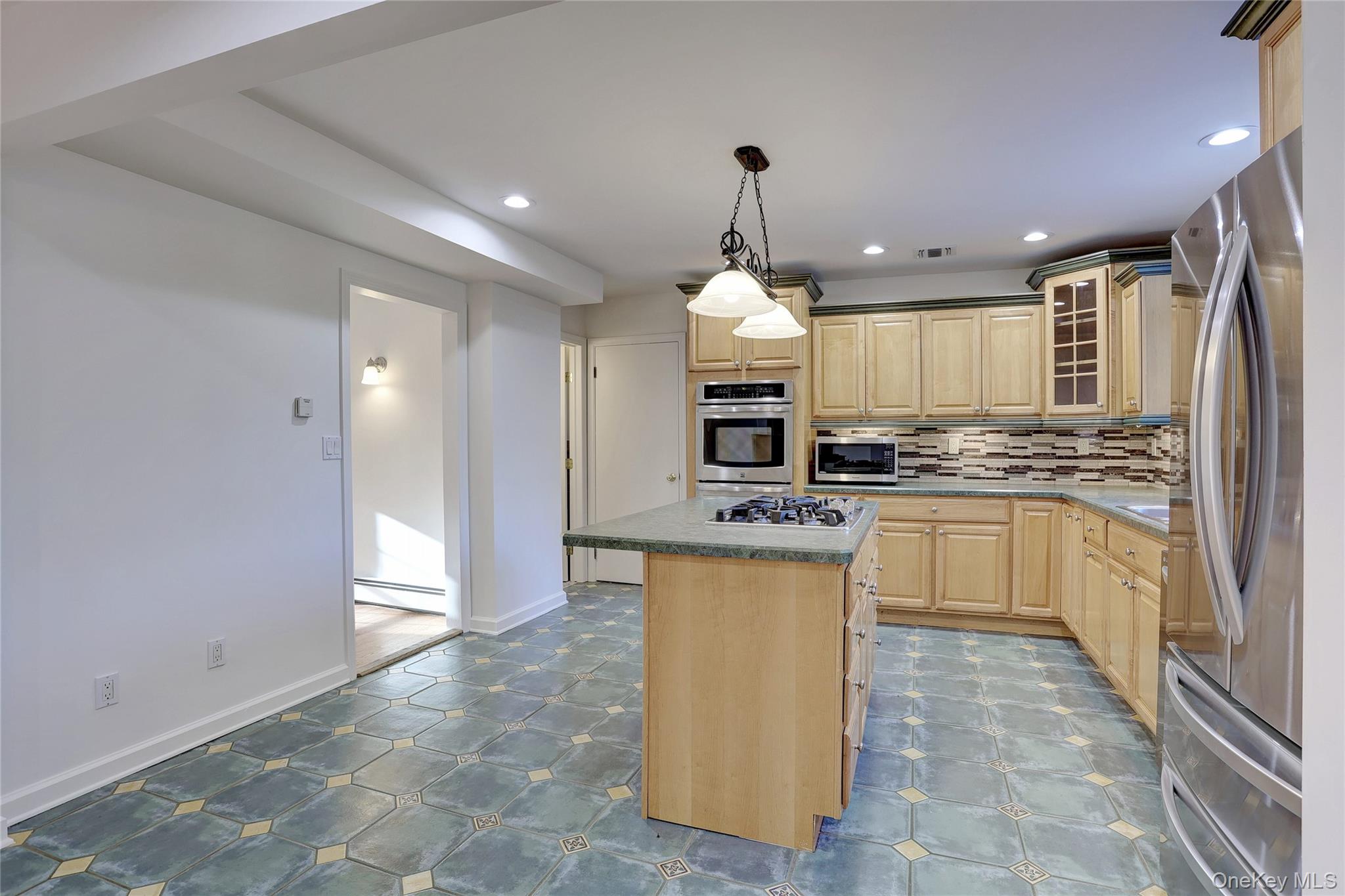 21 Mile Road Suffern, NY 10901 - Photo 9 of 40