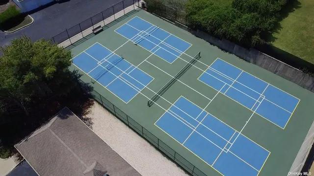 a view of a tennis court