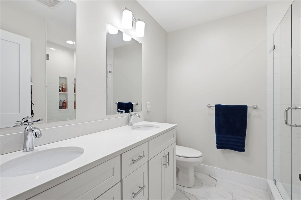 10 B Berkley Road, Unit 10B Hull, MA 02045 - Photo 12 of 20