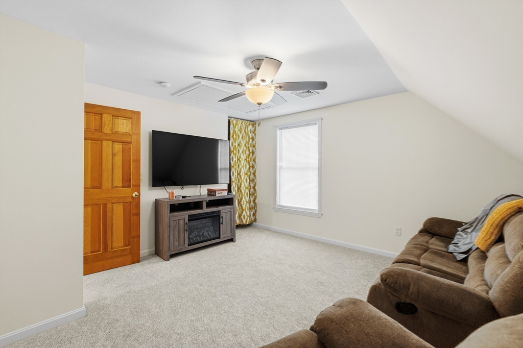 400 Sampson Street Fall River, MA 02724 - Photo 35 of 41