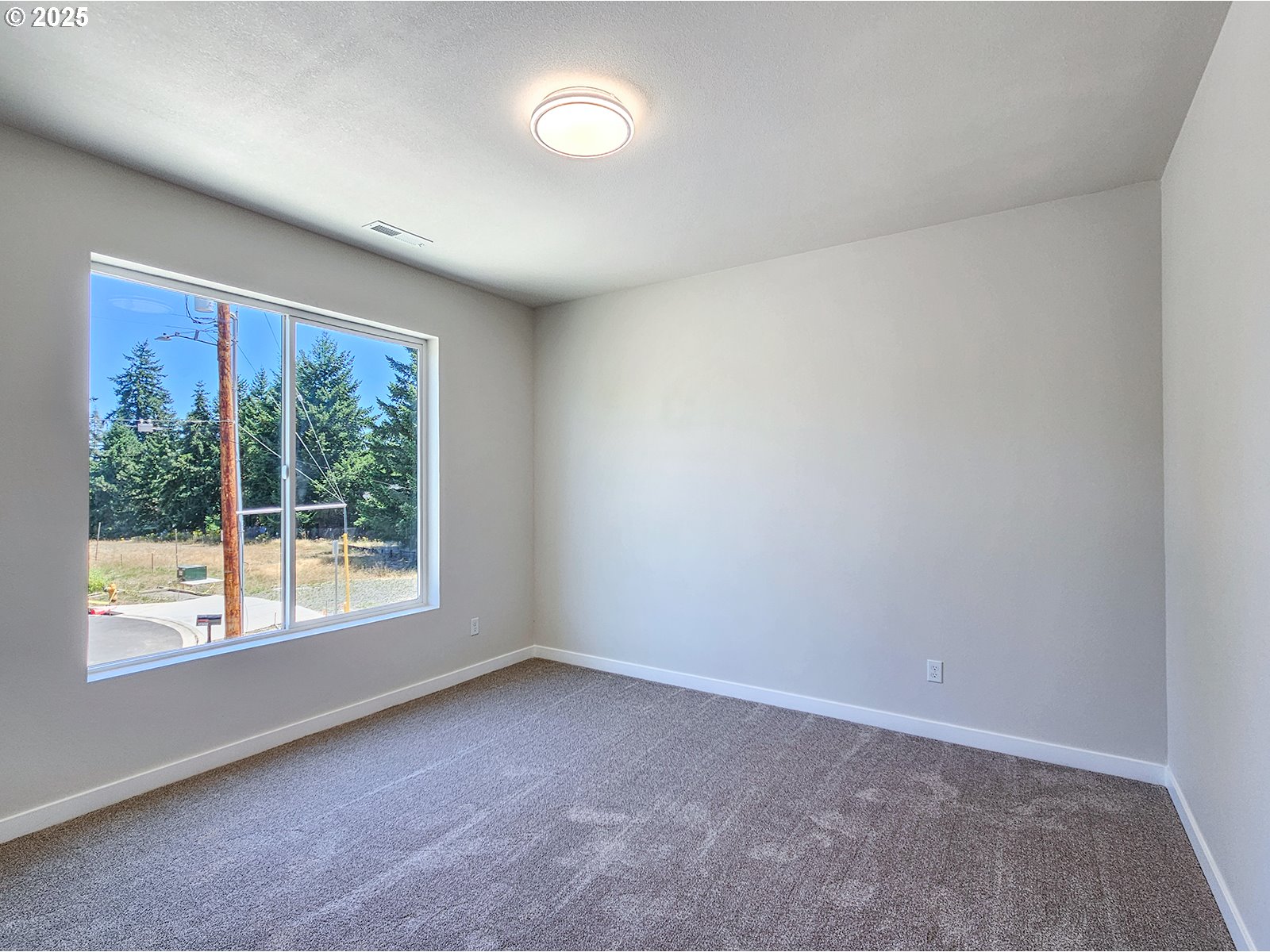 28683 Southwest Canyon Creek Road Wilsonville, OR 97070 - Photo 25 of 29