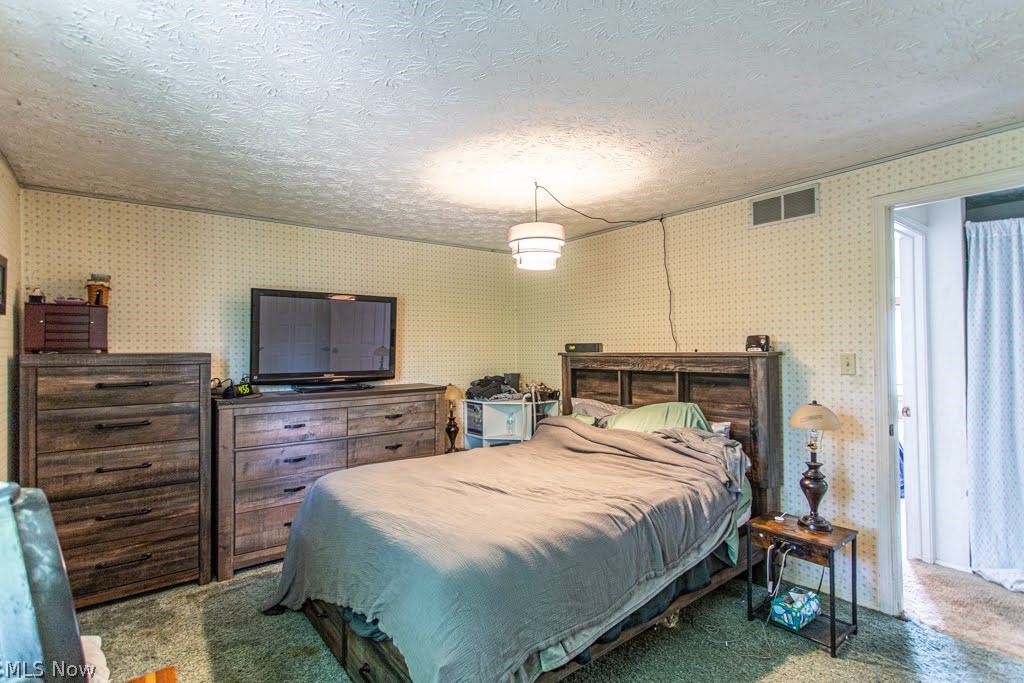 7764 Micawber Road Northeast Warren, OH 44484 - Photo 14 of 29 Master Bedroom