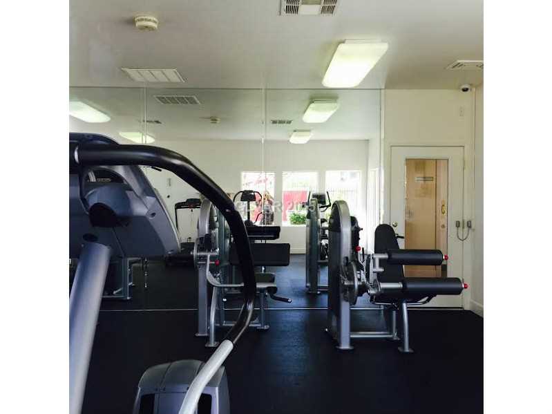 7885 West Flamingo Road, Unit 1024 Las Vegas, NV 89147 - Photo 25 of 30 Community Gym.