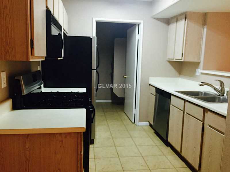 7885 West Flamingo Road, Unit 1024 Las Vegas, NV 89147 - Photo 5 of 30 Kitchen.