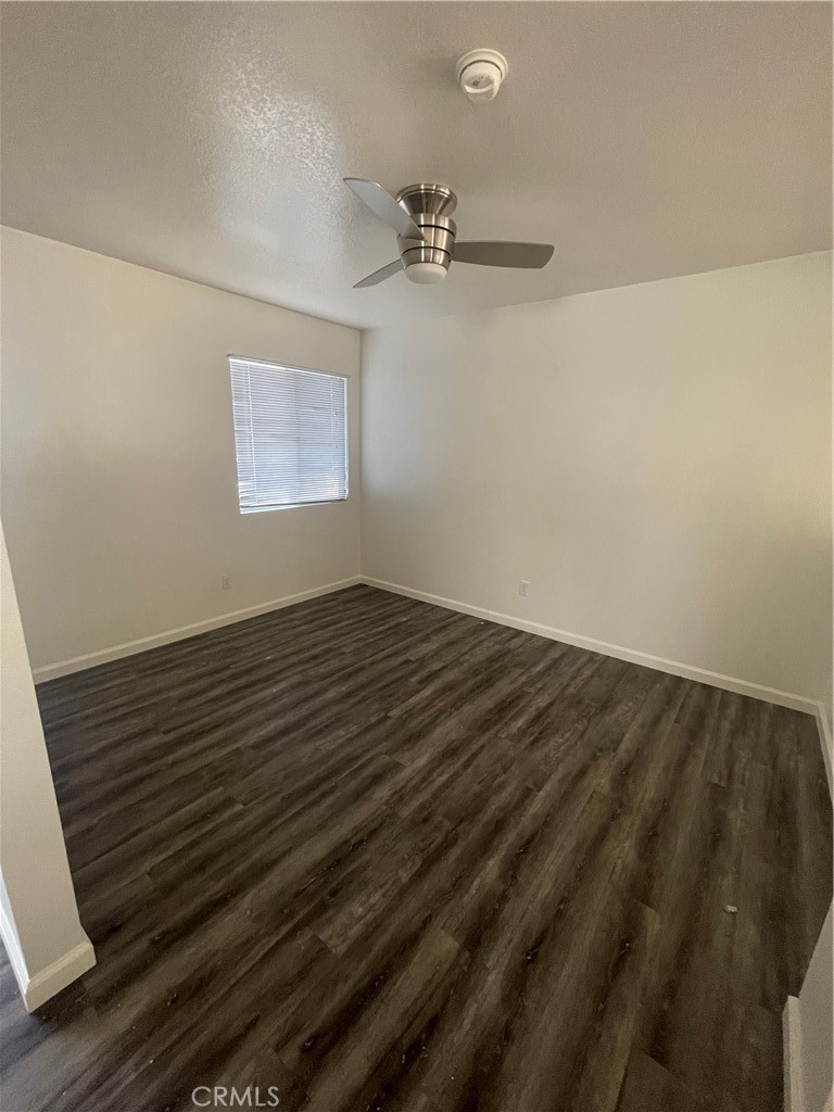 10245 Shale Lane Mentone, CA 92359 - Photo 7 of 18 Den