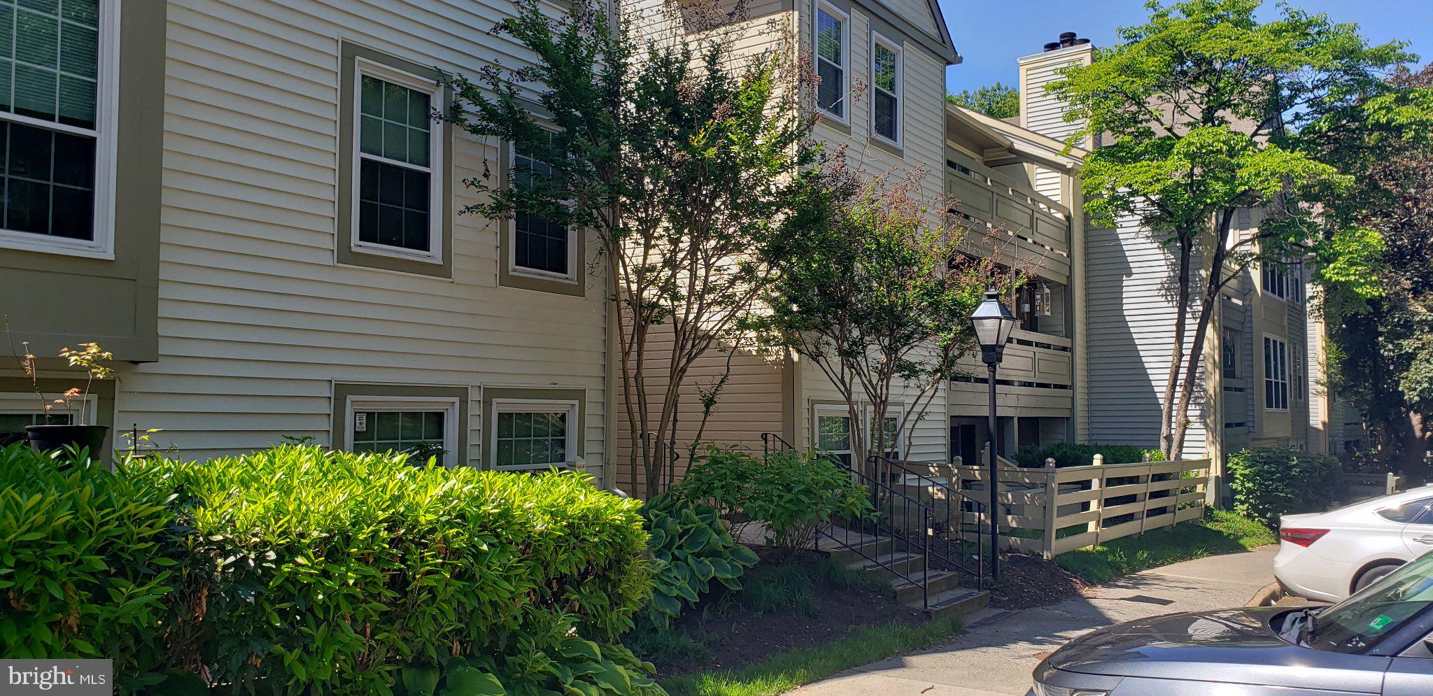 2237 Lovedale Lane, Unit G Reston, VA 20191 - Photo 2 of 49