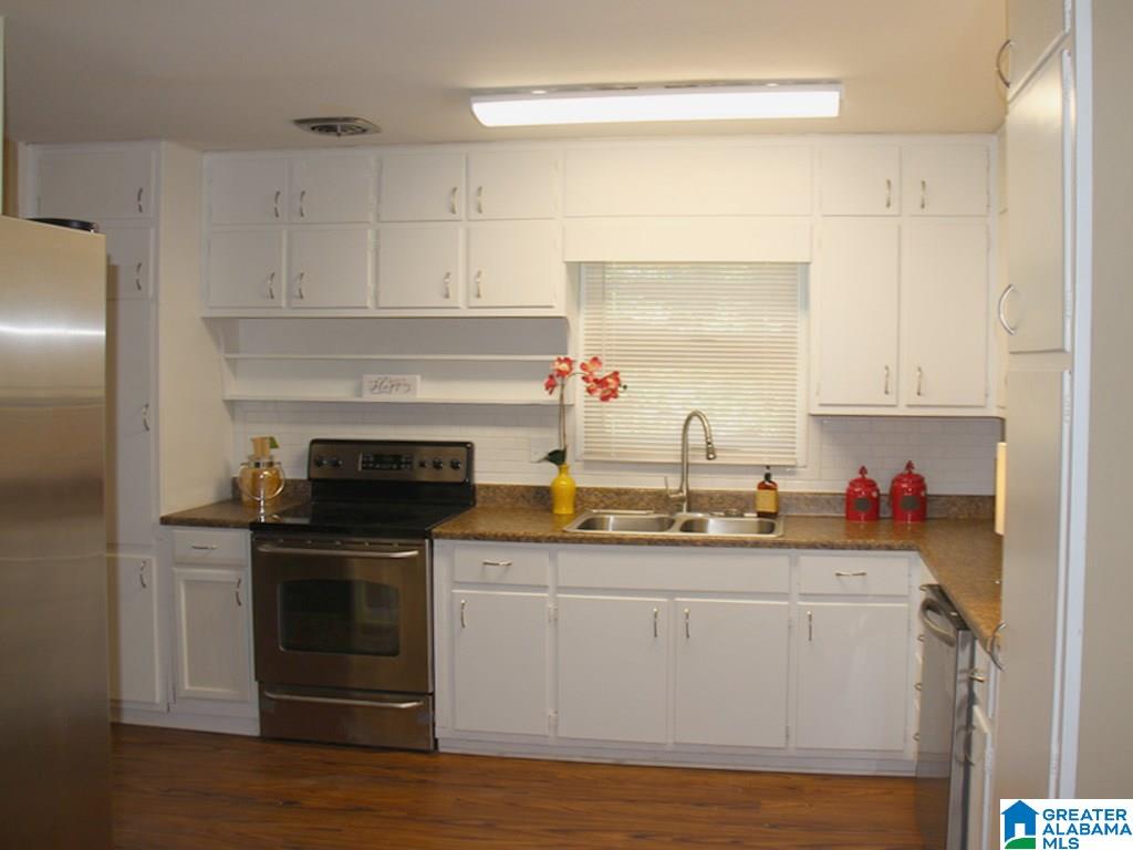 413 Camellia Road Birmingham, AL 35215 - Photo 16 of 47
