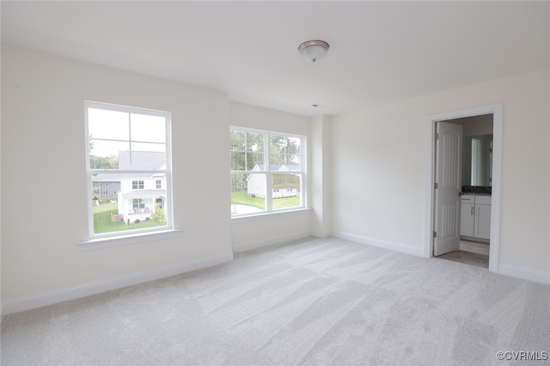 8512 Freebridge Road Chesterfield, VA 23832 - Photo 23 of 36 Bedroom 4 with full bath and walk-in closet.