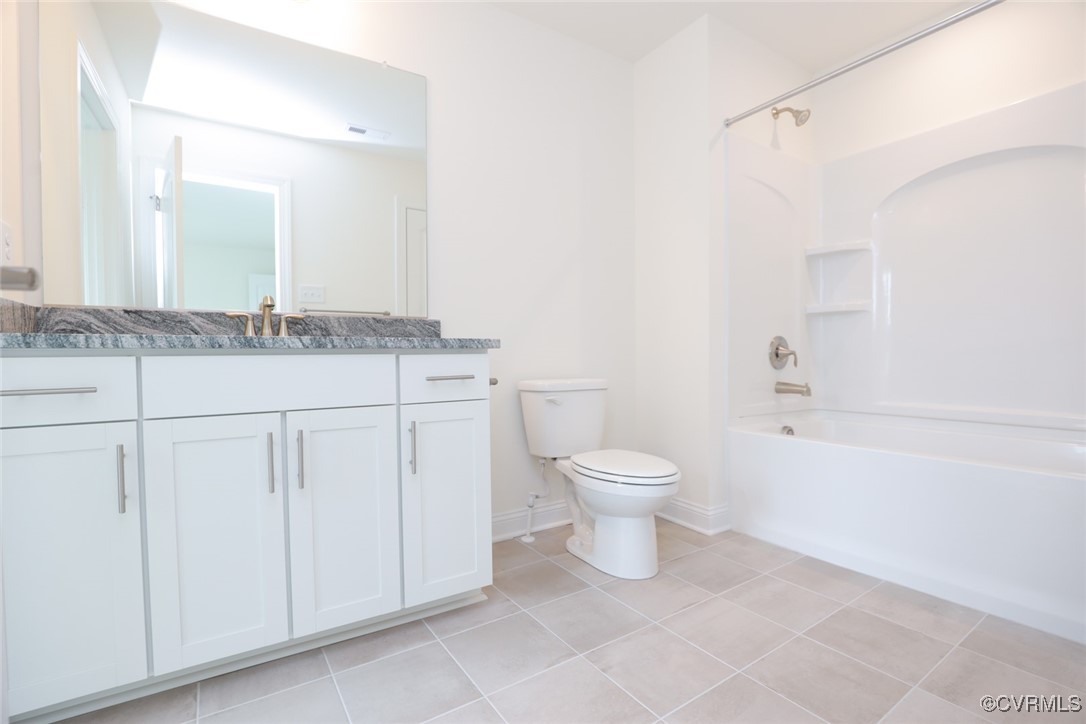 8512 Freebridge Road Chesterfield, VA 23832 - Photo 24 of 36 Bedroom 4 with full bath and walk-in closet.