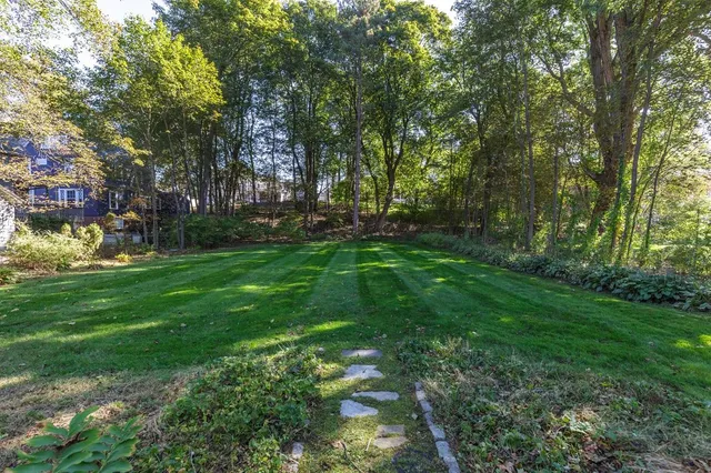 $545,000 | 255 River Road, Manchester, NH 03104