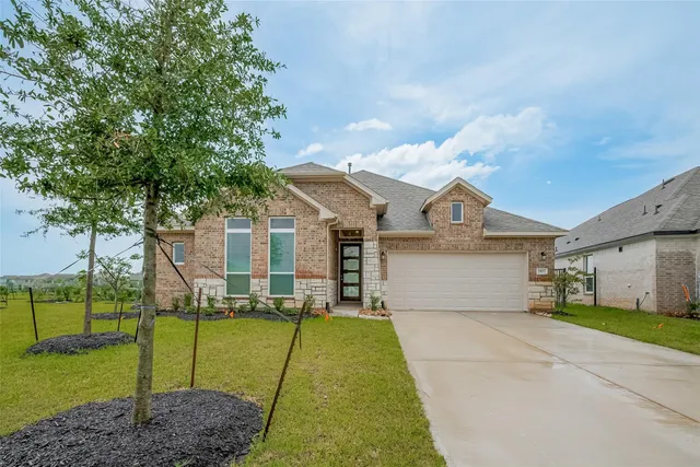$399,000 | 2907 Golden Isle Drive, Texas City, TX 77568