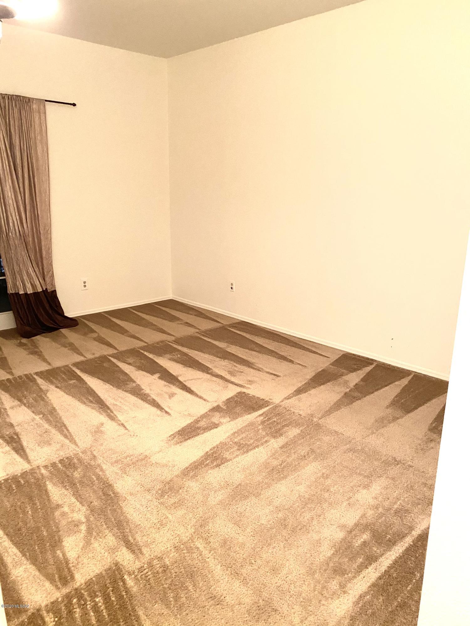 1200 East River Road, Unit B17 Tucson, AZ 85718 - Photo 10 of 11