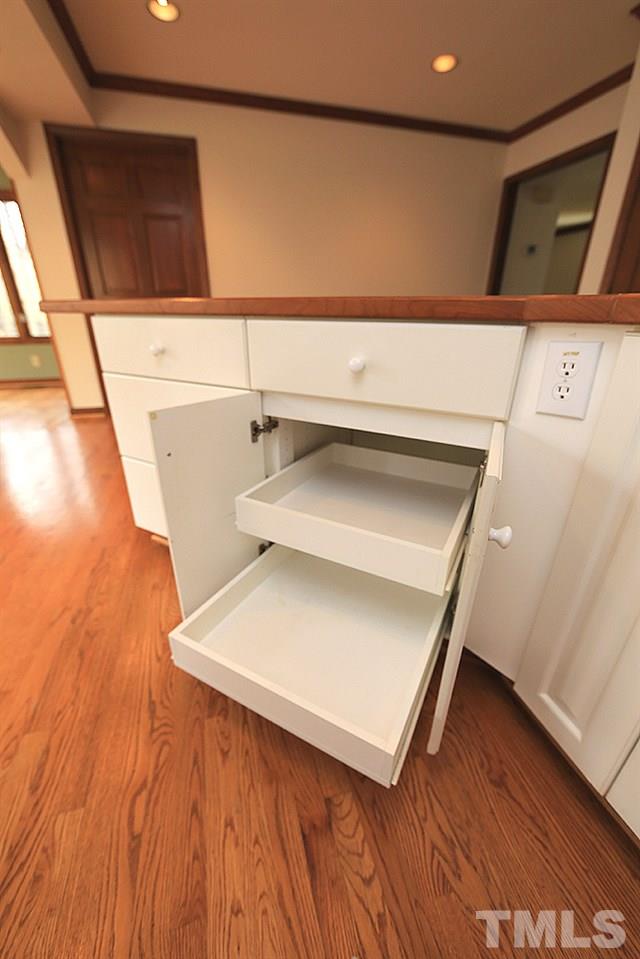 10104 East Roadstead Way Raleigh, NC 27613 - Photo 8 of 30