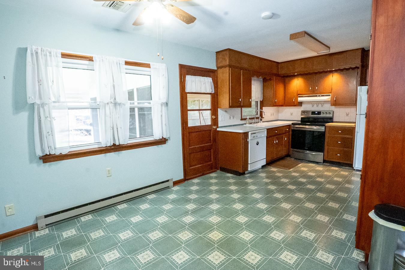1514 Bahr Road Pottstown, PA 19464 - Photo 11 of 35