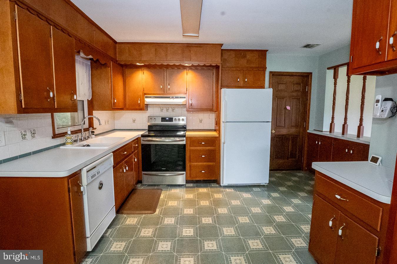 1514 Bahr Road Pottstown, PA 19464 - Photo 14 of 35
