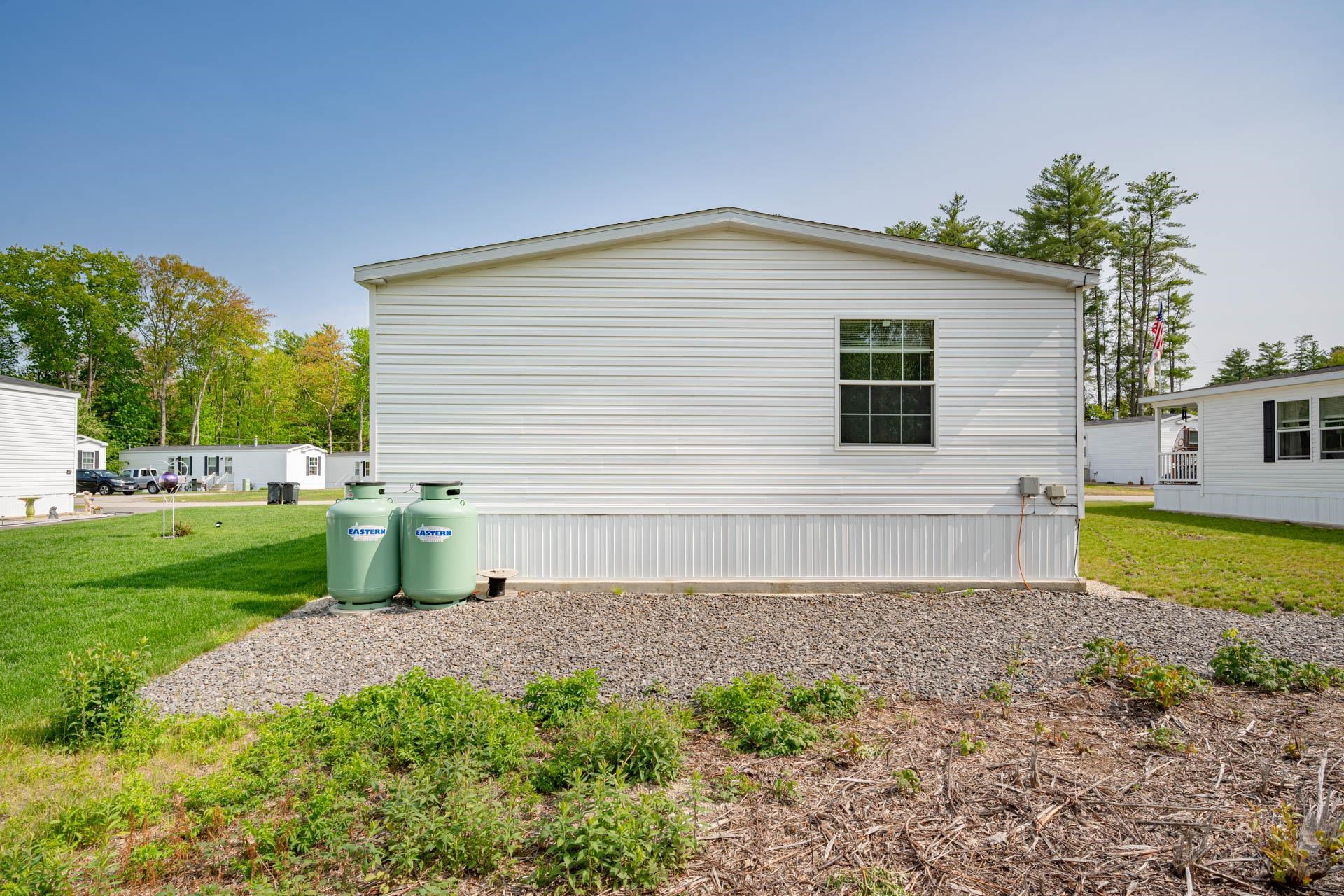 11 Atlas Place Derry, NH 03038 - Photo 24 of 27