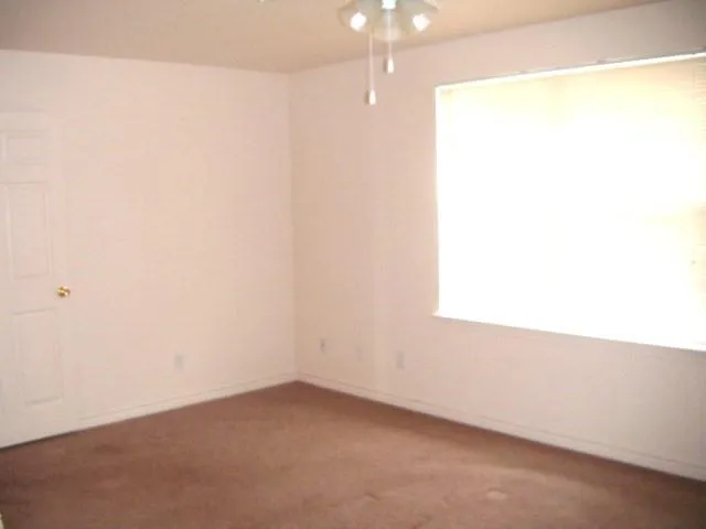 $1,700 | 330 Windjammer Road, Gun Barrel City, TX 75156