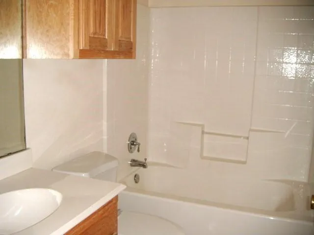 $1,700 | 330 Windjammer Road, Gun Barrel City, TX 75156