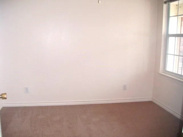 $1,700 | 330 Windjammer Road, Gun Barrel City, TX 75156