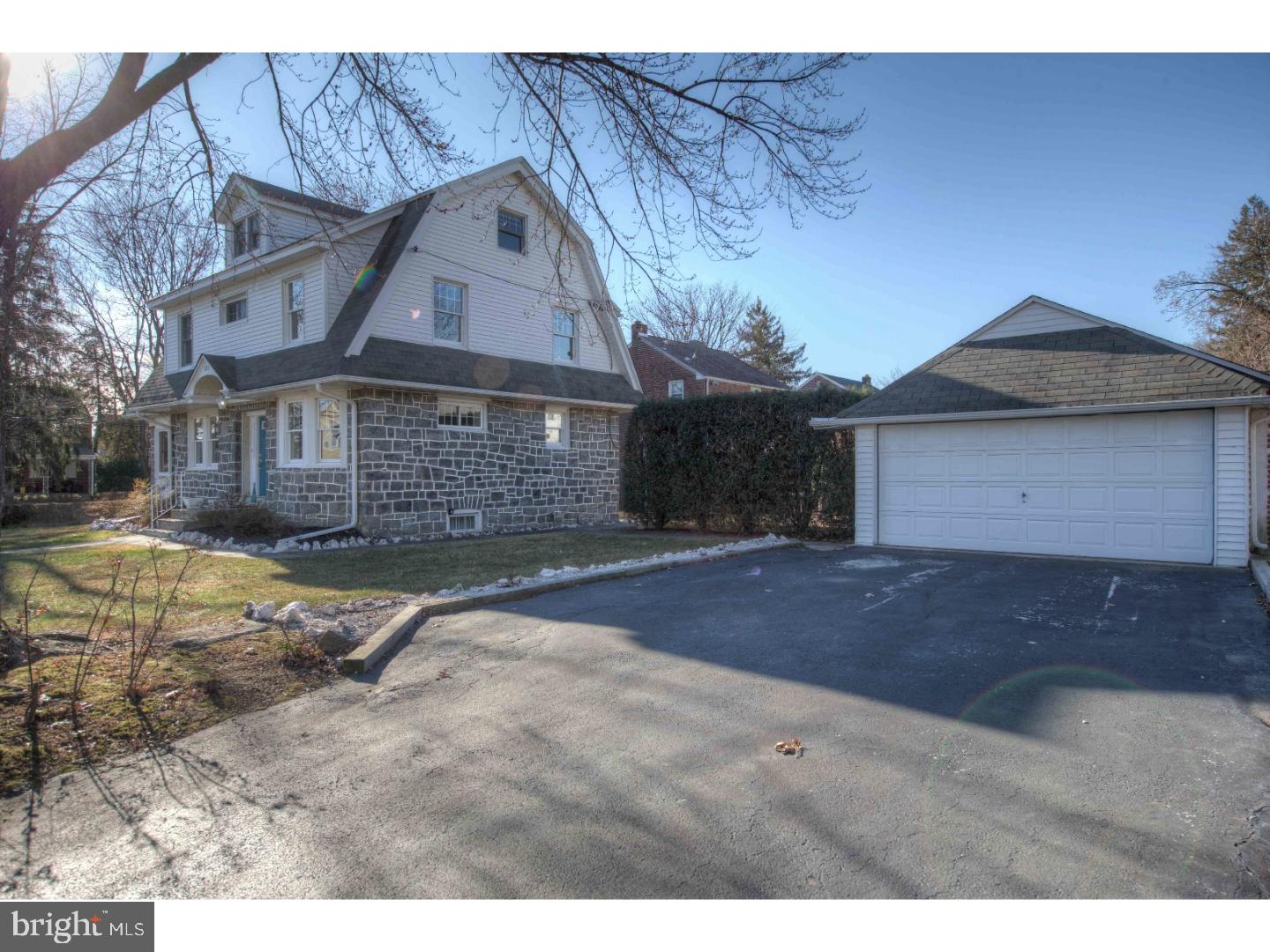 320 Derwyn Road Drexel Hill, PA 19026 - Photo 3 of 24 Garage