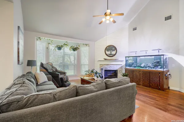 $2,650 | 4719 River Rock, San Antonio, TX 78251