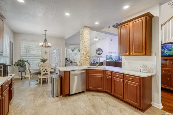 $2,650 | 4719 River Rock, San Antonio, TX 78251