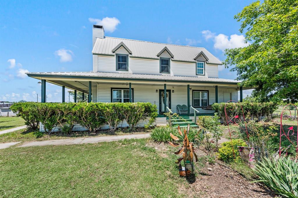 266 Old Chisholm Trail Rhome, TX 76078 - Photo 1 of 39