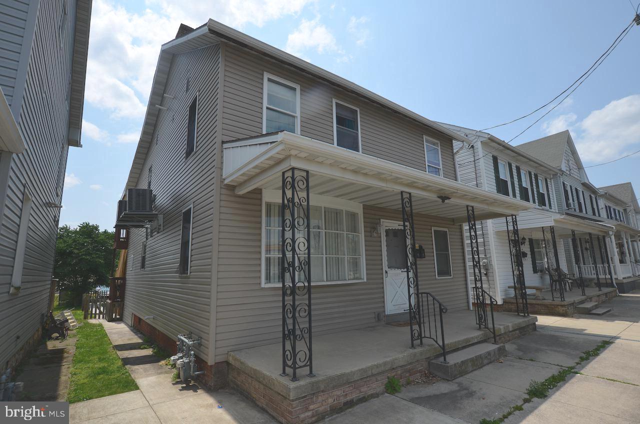 447 Baltimore Street Hanover, PA 17331 - Photo 1 of 18 Gallery Image 1