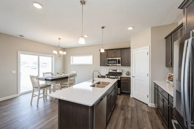 $374,900 | 7872 Willowbrook Court, Greenfield, MN 55373