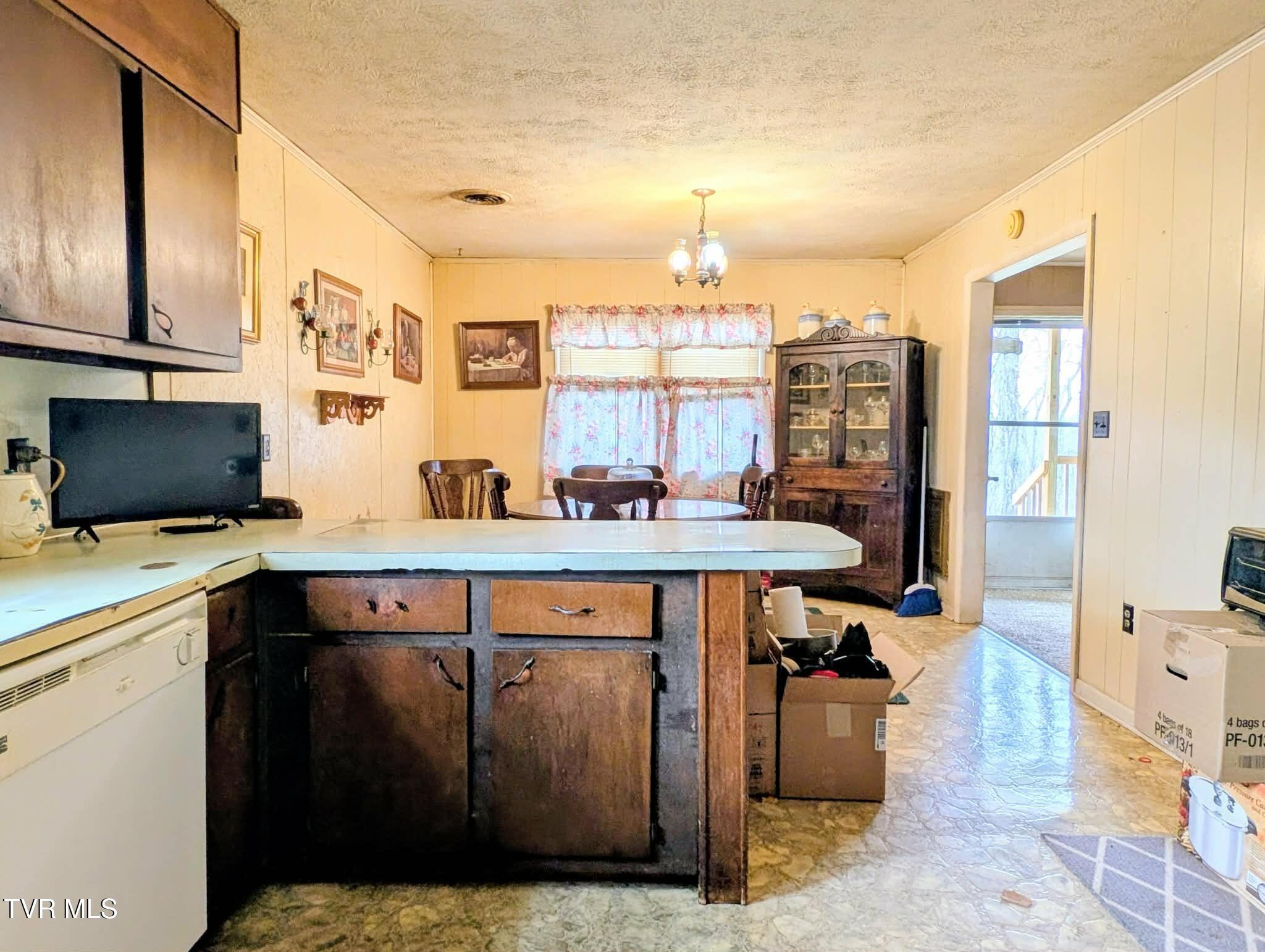 820 Doak Hensley Road Afton, TN 37616 - Photo 34 of 44 67172825-7f3e-4a1f-8568-651c5dfdf1e1