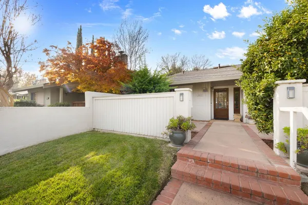 $899,000 | 1317 Lake Boulevard, Davis, CA 95616