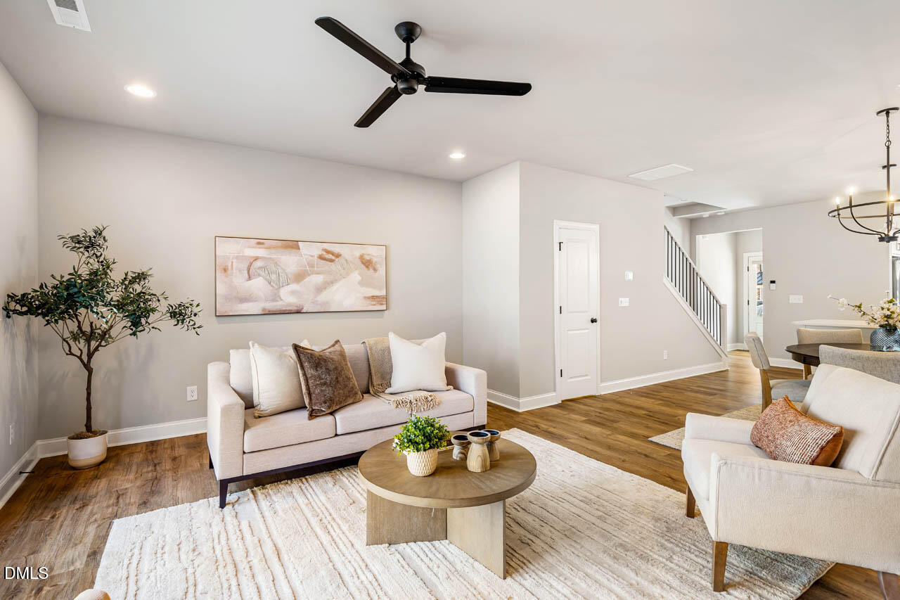 5709 Parker Pines Raleigh, NC 27609 - Photo 16 of 33 5709ParkerPinesCt-024