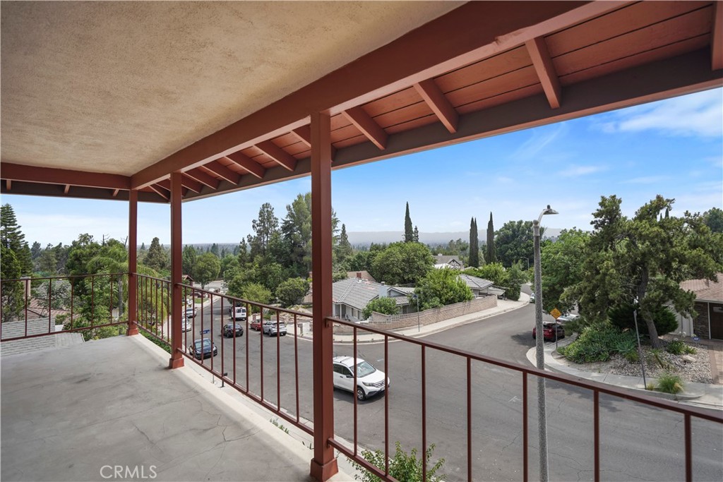 11300 Dulcet Avenue Porter Ranch, CA 91326 - Photo 40 of 55