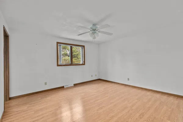 $450,000 | 634 East Walnut Place, Sturgeon Bay, WI 54235