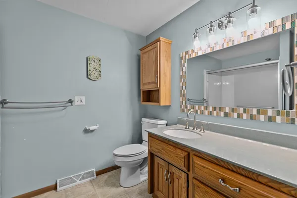 $450,000 | 634 East Walnut Place, Sturgeon Bay, WI 54235